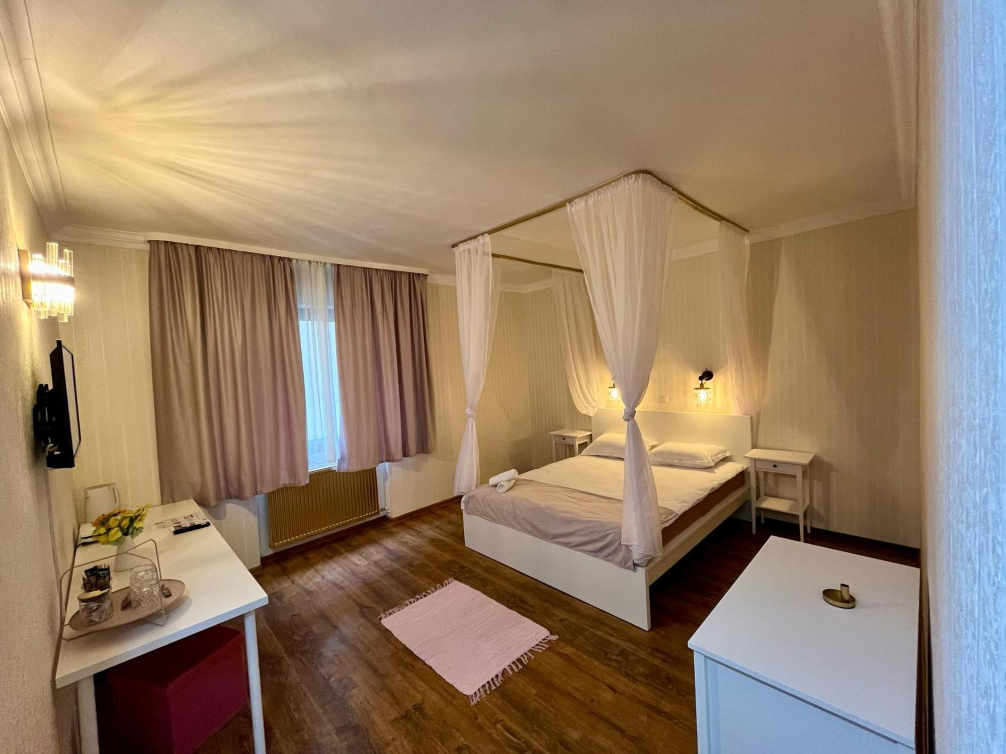 Cozy Hideout - Condo Hotel Timisoara Exterior foto