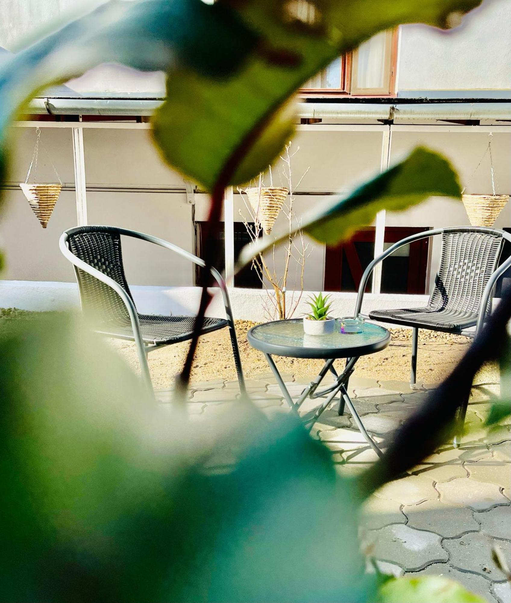 Cozy Hideout - Condo Hotel Timisoara Exterior foto